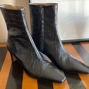 NWOT & Other Stories Boots